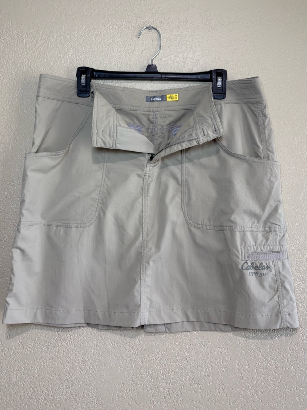 Cabela's Women’s Hiking Utility Stretch Beige UPF 30 Outdoor Skirt